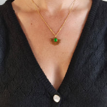 Charger l&#39;image dans la galerie, Collier La resplendissante agate verte
