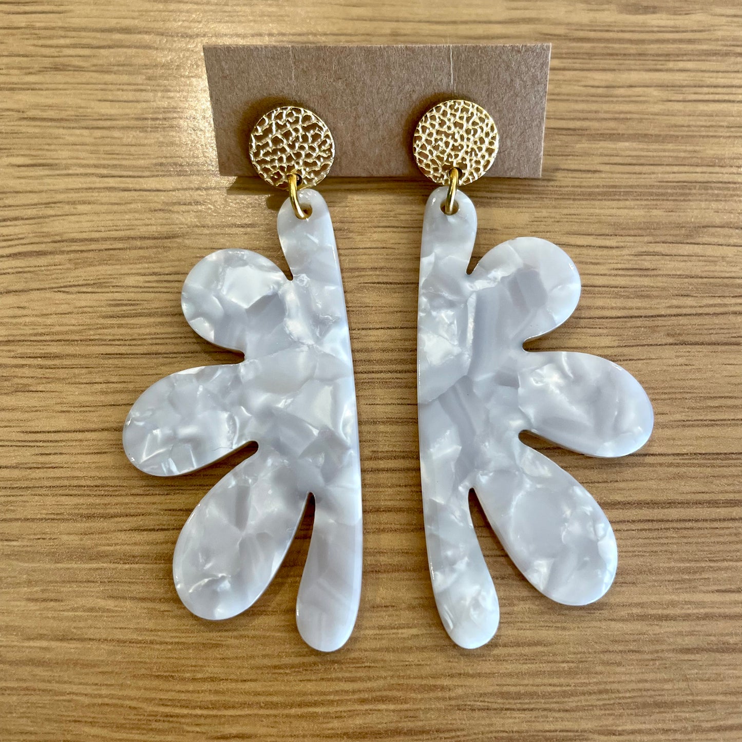 Boucles d’oreilles Poupette nacre