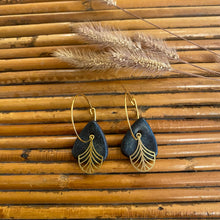 Charger l&#39;image dans la galerie, Boucles d&#39;oreilles en céramique sapins
