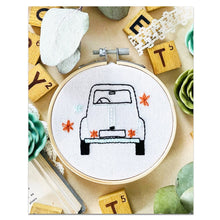 Charger l&#39;image dans la galerie, Kit de broderie 2CV du bonheur
