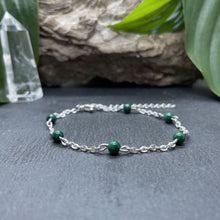 Charger l&#39;image dans la galerie, Bracelet argenté Anthéa avec pierres semi-précieuses
