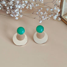 Charger l&#39;image dans la galerie, Boucles d’oreilles L’aventurière agate verte
