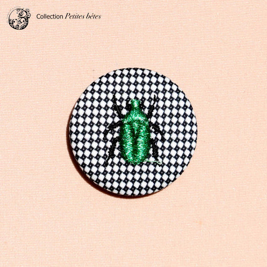 Broche petit format Scarabée vert