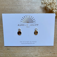 Charger l&#39;image dans la galerie, Boucles d&#39;oreilles Léontine nacre - Do you speak français ?
