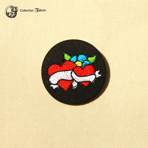 Broche petit format Tatoo 2 coeurs - Do you speak français ?
